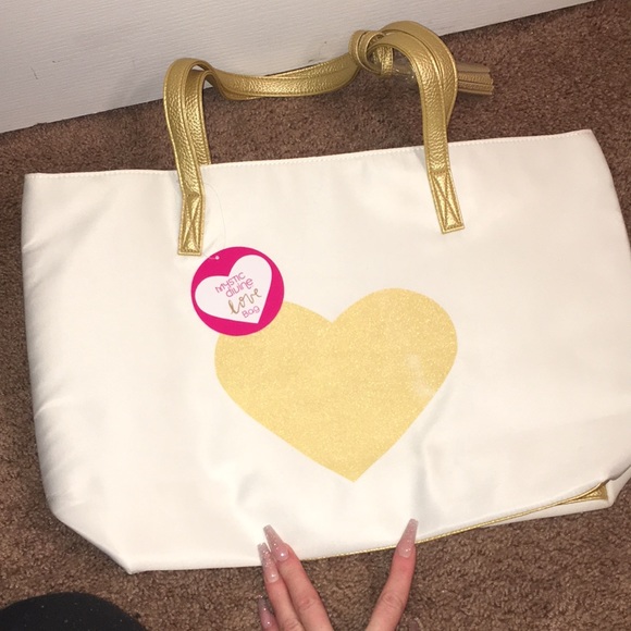 Large tote 👜 💕 - Picture 2 of 5